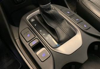 Подержанный автомобиль Hyundai Santa Fe 2013 года (20 фото)
