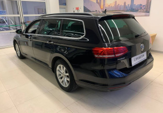 Подержанный автомобиль Volkswagen Passat Wagon 2018 года (6 фото)
