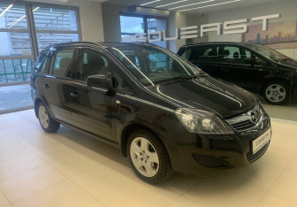 Подержанный автомобиль Opel Zafira Compactvan 2012 года (3 фото)