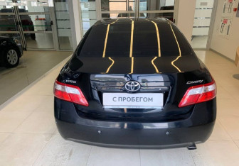 Подержанный автомобиль Toyota Camry Sedan 2006 года (5 фото)
