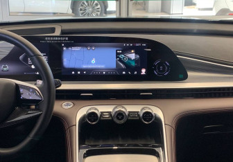 Подержанный автомобиль Exeed TXL 2024 года (12 фото)
