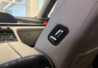 Подержанный автомобиль Exeed RX 2023 года (19 фото)