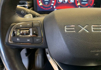 Подержанный автомобиль Exeed TXL 2022 года (17 фото)