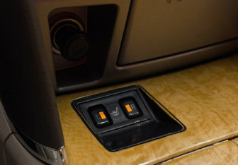 Подержанный автомобиль Toyota Camry Sedan 2007 года (16 фото)