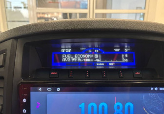 Подержанный автомобиль Mitsubishi Pajero 2007 года (27 фото)