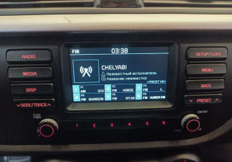 Подержанный автомобиль Kia Rio Hatchback 2019 года (13 фото)