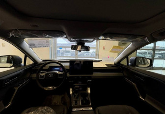 Новый Toyota RAV4 2025 (11 фото)