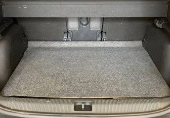 Подержанный автомобиль Skoda Yeti 2010 года (8 фото)