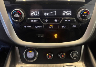 Подержанный автомобиль Nissan Murano Suv 2017 года (13 фото)