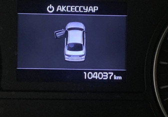 Подержанный автомобиль Kia Optima Sedan 2019 года (10 фото)