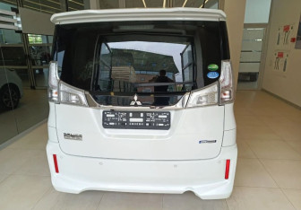 Подержанный автомобиль Mitsubishi Delica D:2 Microvan 2020 года (5 фото)