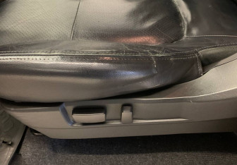 Подержанный автомобиль Mitsubishi Pajero Sport 2012 года (22 фото)