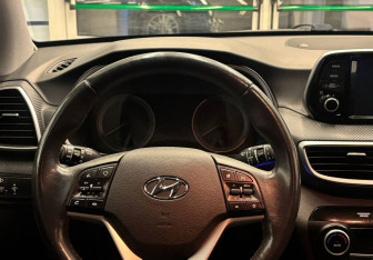 Подержанный автомобиль Hyundai Tucson 2018 года (9 фото)