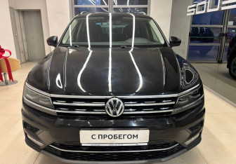 Подержанный автомобиль Volkswagen Tiguan 2017 года (2 фото)