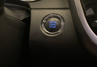 Подержанный автомобиль Toyota Camry Sedan 2022 года (27 фото)