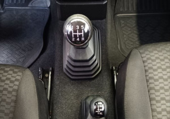 Подержанный автомобиль Suzuki Jimny 2020 года (20 фото)