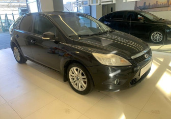 Подержанный автомобиль Ford Focus Hatchback 2008 года (3 фото)