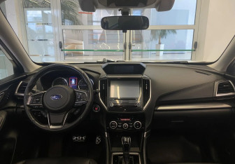 Подержанный автомобиль Subaru Forester Suv 2018 года (11 фото)