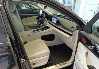 Подержанный автомобиль Exeed RX 2023 года (13 фото)