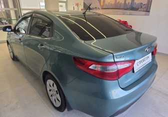 Подержанный автомобиль Kia Rio Sedan 2013 года (6 фото)
