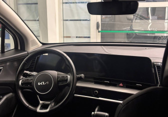 Подержанный автомобиль Kia Sportage 2023 года (12 фото)