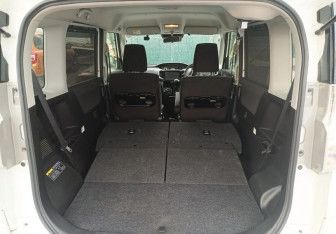 Подержанный автомобиль Mitsubishi Delica D:2 Microvan 2020 года (23 фото)
