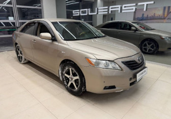 Подержанный автомобиль Toyota Camry Sedan 2007 года (3 фото)