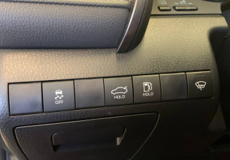 Подержанный автомобиль Toyota Camry Sedan 2021 года (18 фото)
