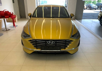 Подержанный автомобиль Hyundai Sonata 2019 года (2 фото)