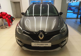 Подержанный автомобиль Renault Kaptur 2019 года (2 фото)