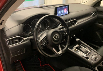 Подержанный автомобиль Mazda CX-5 2021 года (14 фото)