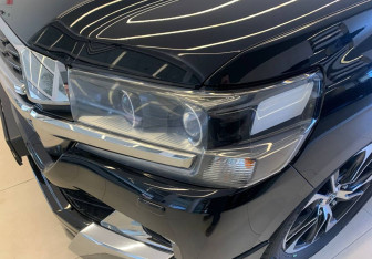 Подержанный автомобиль Toyota Land Cruiser Suv 2020 года (14 фото)