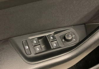 Подержанный автомобиль Volkswagen Passat Wagon 2018 года (11 фото)