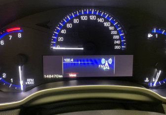 Подержанный автомобиль Cadillac SRX 2014 года (11 фото)