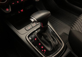 Подержанный автомобиль Kia Rio Sedan 2018 года (17 фото)