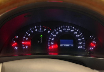 Подержанный автомобиль Toyota Camry Sedan 2007 года (9 фото)