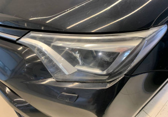 Подержанный автомобиль Toyota RAV4 2019 года (15 фото)