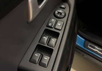 Подержанный автомобиль Kia Sportage 2012 года (19 фото)