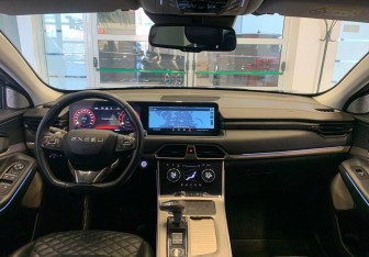 Подержанный автомобиль Exeed TXL 2022 года (11 фото)