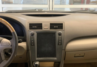 Подержанный автомобиль Toyota Camry Sedan 2007 года (12 фото)