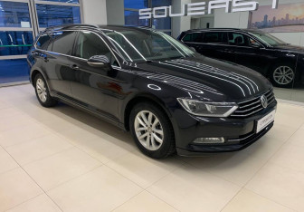 Подержанный автомобиль Volkswagen Passat Wagon 2018 года (3 фото)