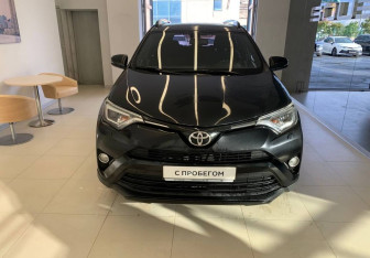Подержанный автомобиль Toyota RAV4 2019 года (2 фото)
