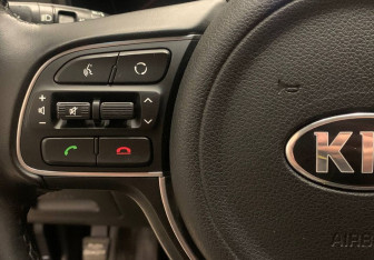 Подержанный автомобиль Kia Sportage 2017 года (19 фото)