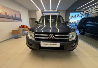Подержанный автомобиль Mitsubishi Pajero 2007 года (2 фото)