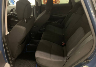 Подержанный автомобиль Kia Ceed Wagon 2011 года (9 фото)