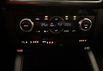 Подержанный автомобиль Mazda CX-5 2015 года (21 фото)