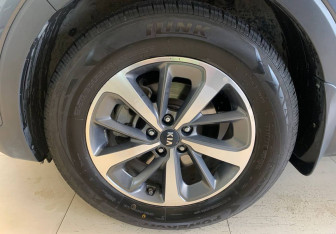 Подержанный автомобиль Kia Sorento 2019 года (15 фото)