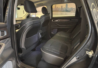 Подержанный автомобиль Exeed VX 2022 года (10 фото)