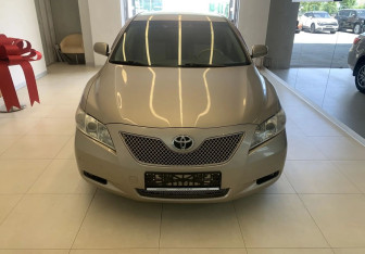 Подержанный автомобиль Toyota Camry Sedan 2007 года (2 фото)