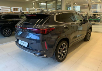 Подержанный автомобиль Exeed LX 2023 года (4 фото)